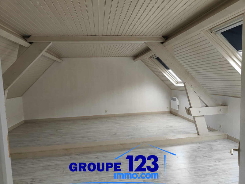 Maison - 253 m² - 7 pièces
