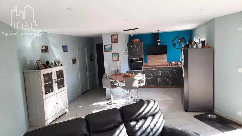 Maison - 105 m² - 4 pièces