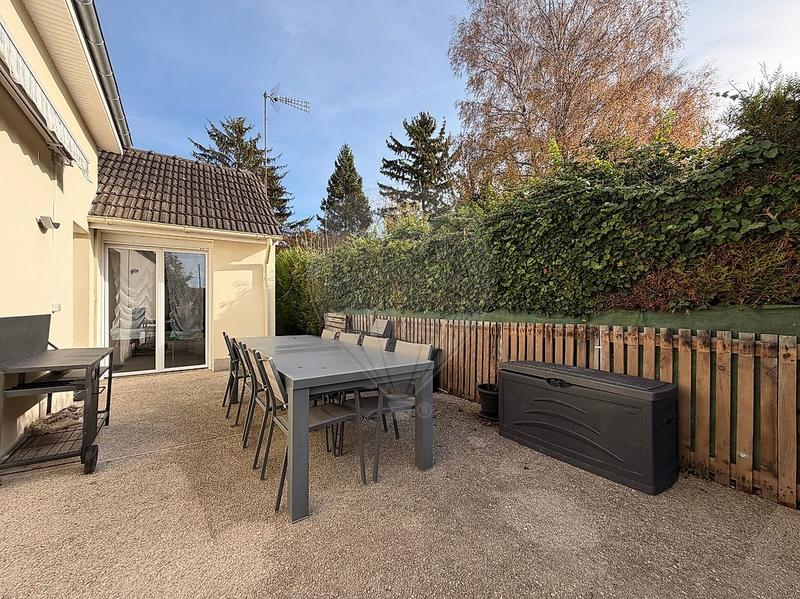 Villa - 111 m² - 6 pièces