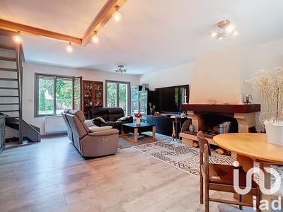 Maison - 97 m² - 5 pièces