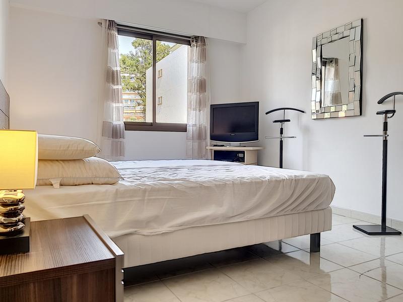 Appartement - 100 m² - 3 pièces