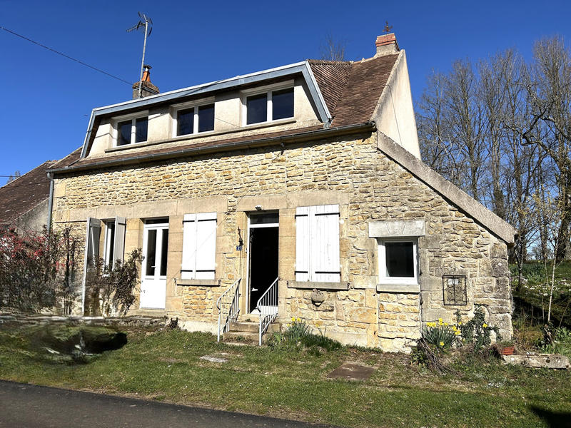 Maison - 103 m² - 5 pièces