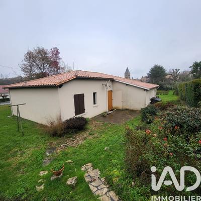 Maison - 105 m² - 5 pièces