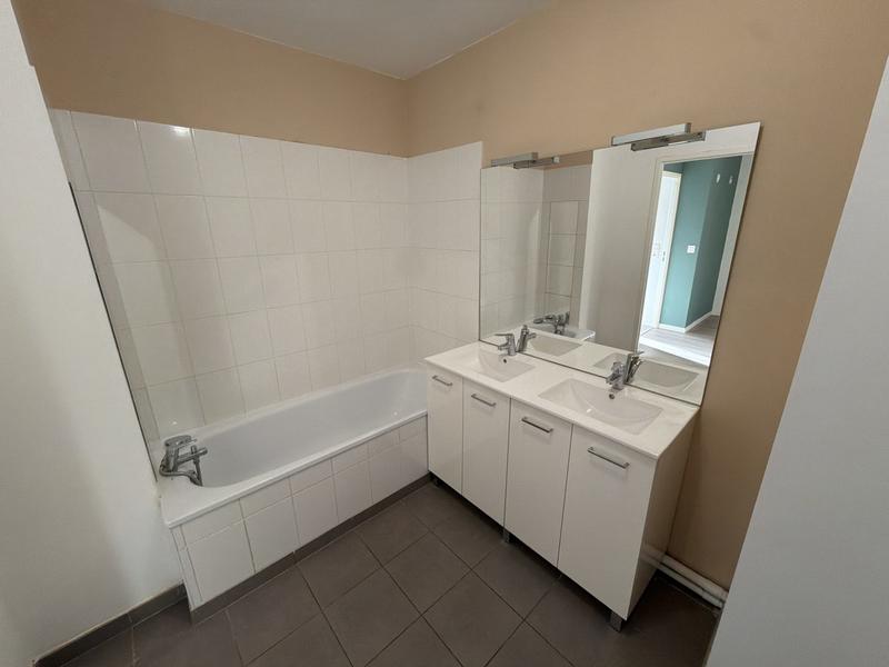 Appartement - 61 m² - 3 pièces