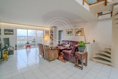 Maison ancienne - 240 m² - 8 pièces