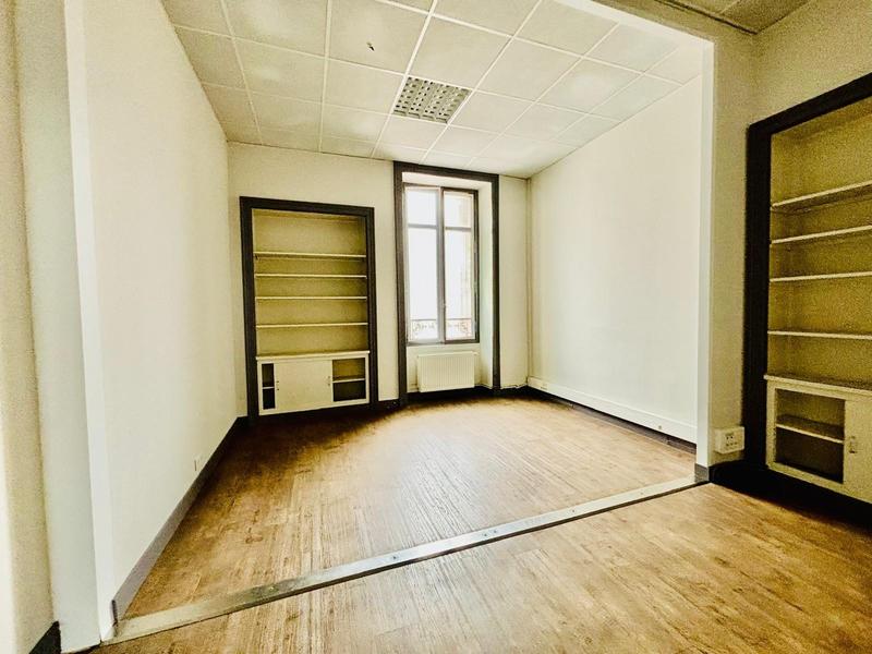 Bureau - 110 m²