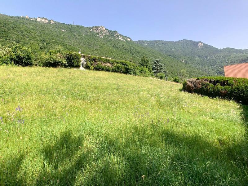 Terrain - 1 805 m²