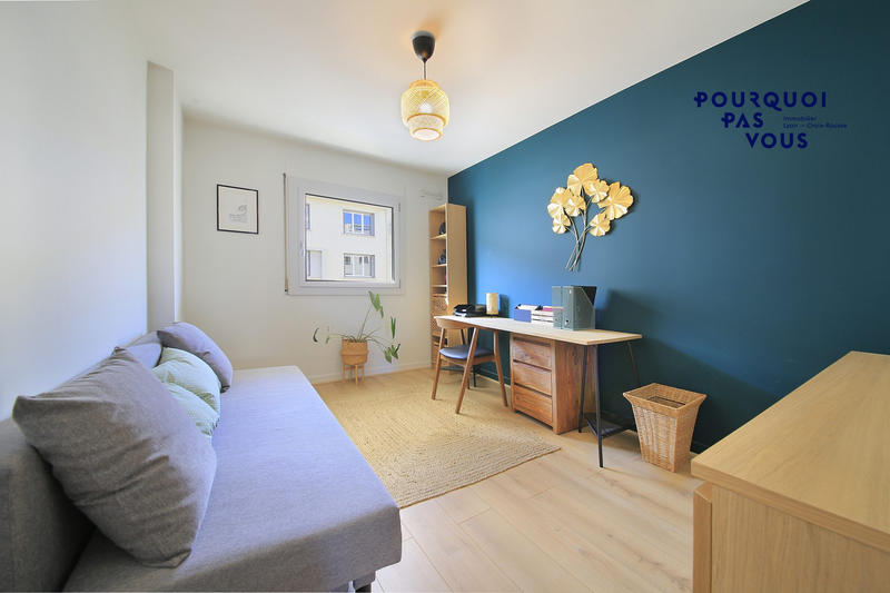 Appartement - 85 m² - 4 pièces