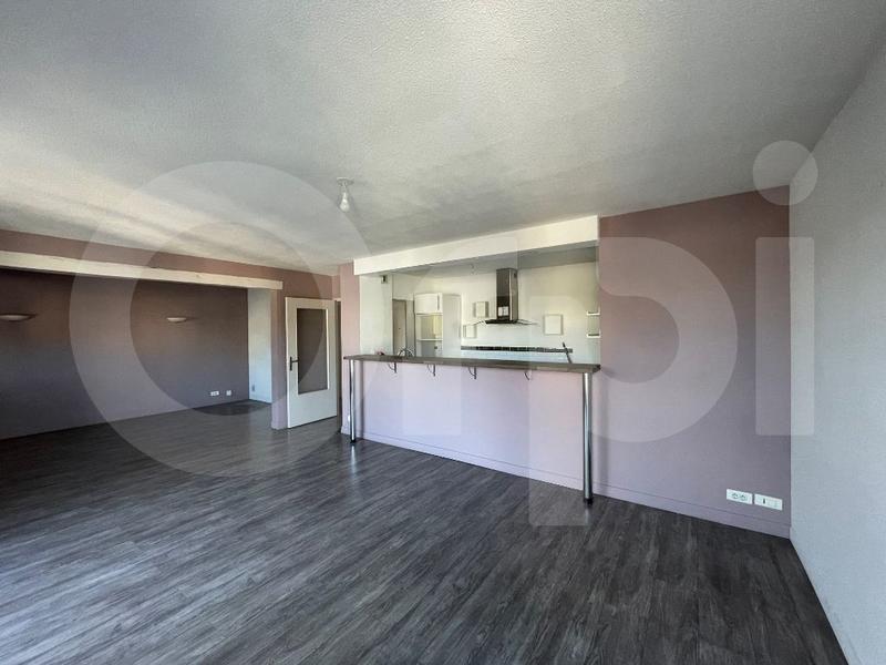 Appartement - 82 m² - 4 pièces