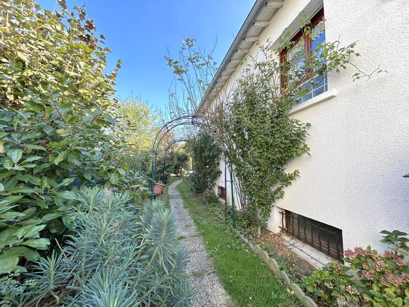 Maison - 149 m² - 6 pièces