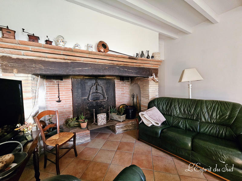 Maison - 184 m² - 8 pièces