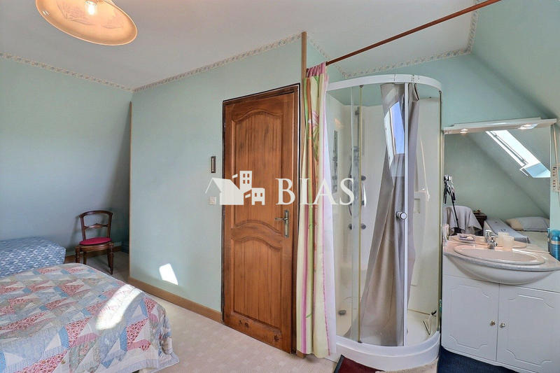 Maison - 136 m² - 6 pièces