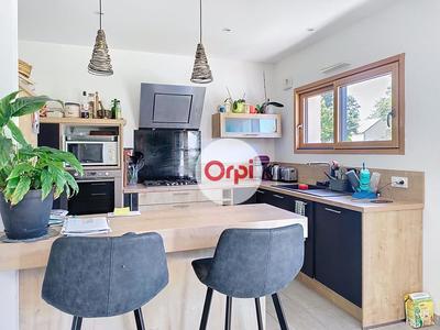 Maison - 150 m² - 4 pièces