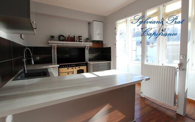 Appartement bourgeois - 198 m² - 6 pièces