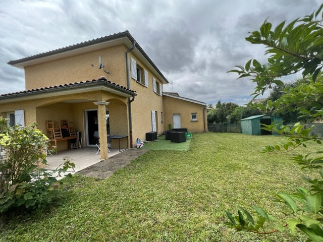 Maison - 103 m² - 4 pièces