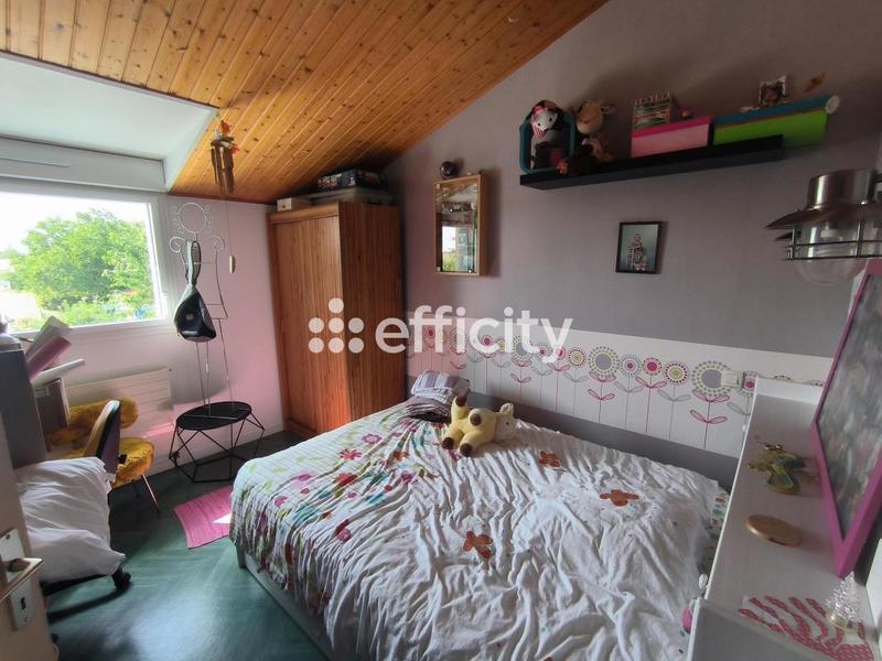 Maison - 211 m² - 6 pièces