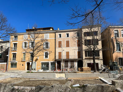 Immeuble - 230 m² - 15 pièces