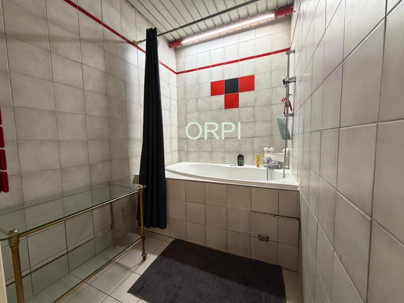 Appartement - 76 m² - 4 pièces