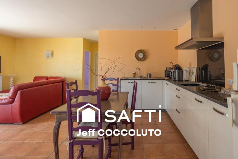 Maison - 205 m² - 9 pièces