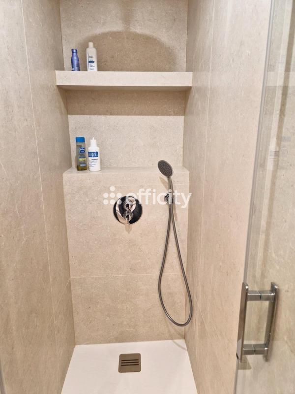 Appartement - 130 m² - 4 pièces