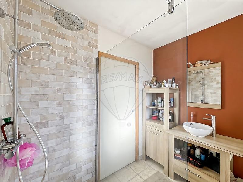 Maison - 190 m² - 8 pièces