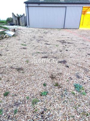 Bureau - 81 m² - 1 pièce