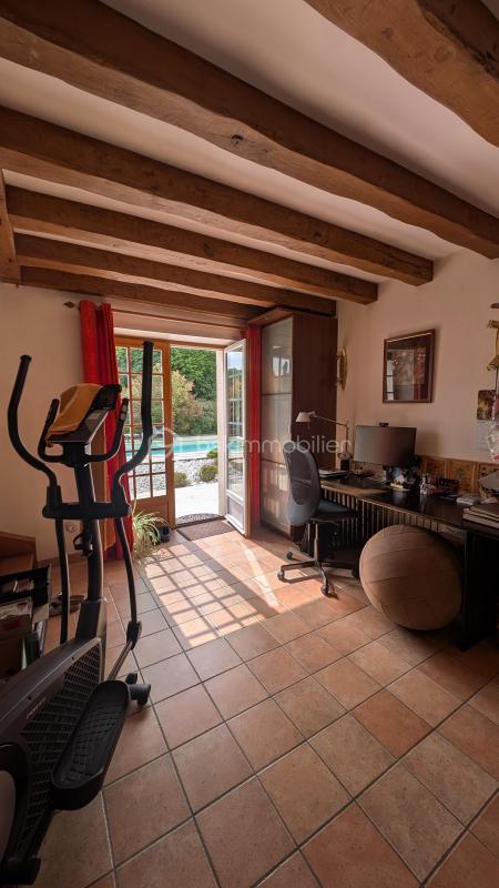 Maison en pierre - 210 m² - 7 pièces