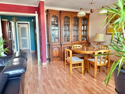 Appartement - 85 m² - 4 pièces