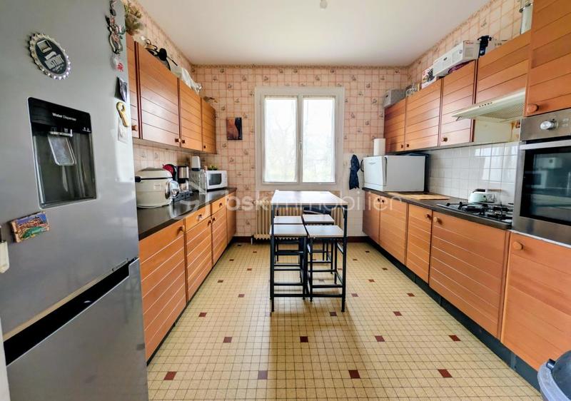 Maison traditionnelle - 97 m² - 4 pièces