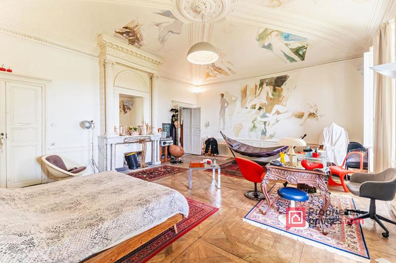 Loft - 135 m² - 3 pièces