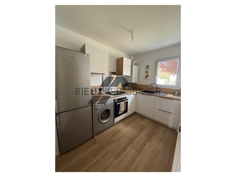 Propriété - 75 m² - 5 pièces