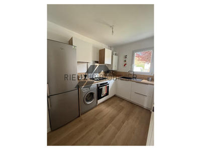 Propriété - 75 m² - 5 pièces