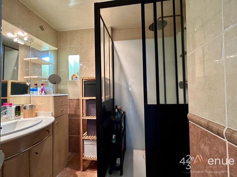 Appartement - 84 m² - 3 pièces