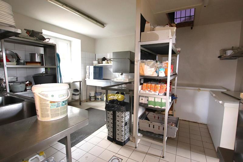 Maison - 263 m² - 5 pièces