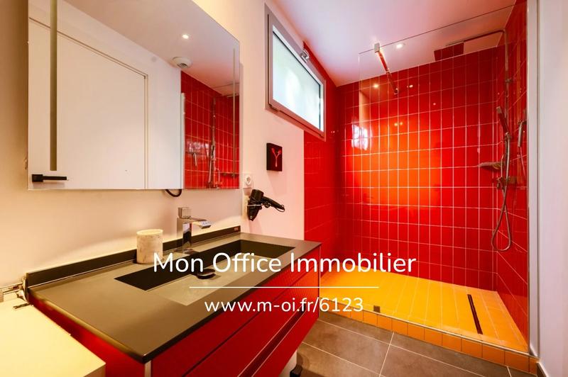 Maison d'architecte - 250 m² - 6 pièces