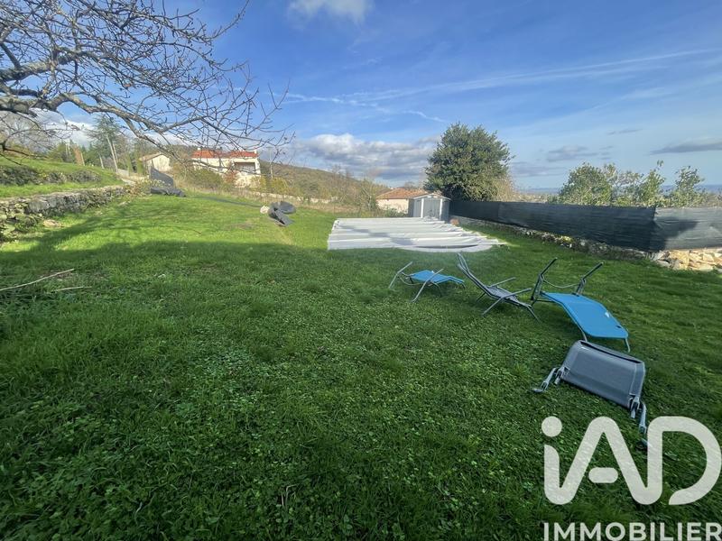 Maison - 225 m² - 5 pièces