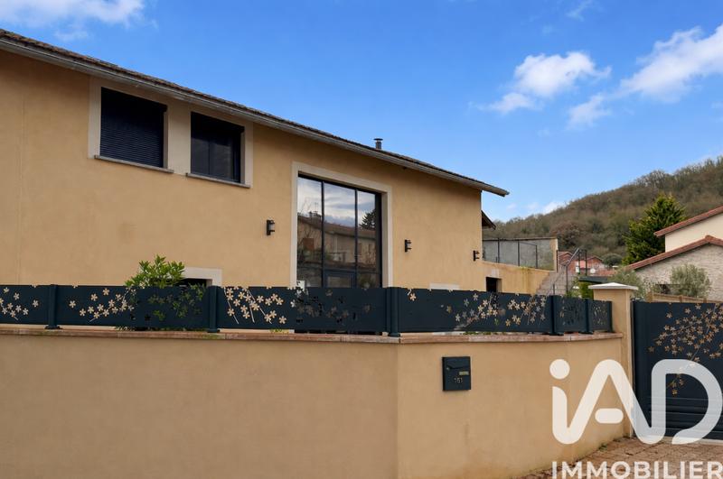 Maison - 183 m² - 6 pièces