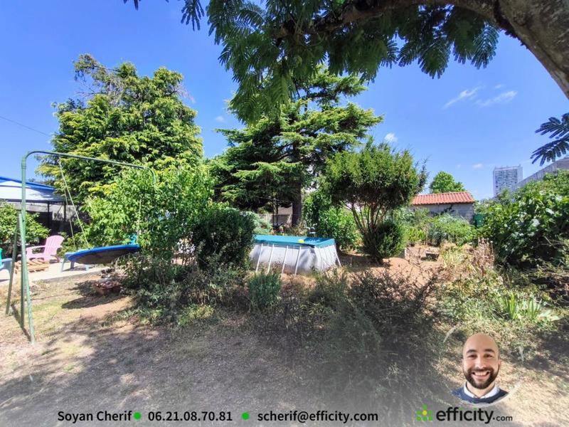 Maison - 99 m² - 5 pièces