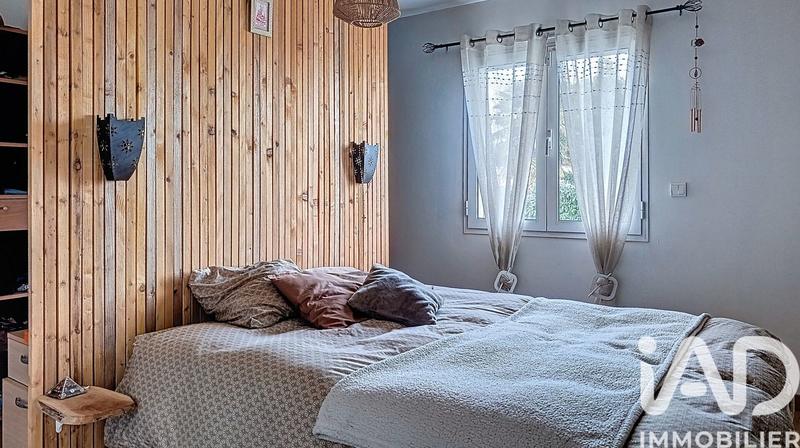 Maison - 250 m² - 7 pièces