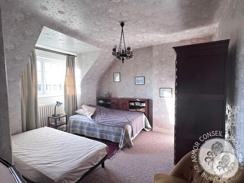 Maison - 183 m² - 6 pièces