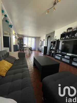 Maison - 93 m² - 5 pièces