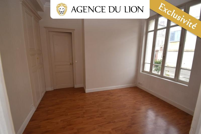 Appartement - 161 m² - 6 pièces