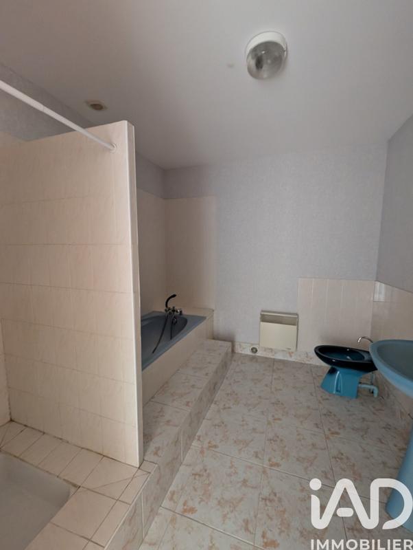 Maison - 283 m² - 9 pièces