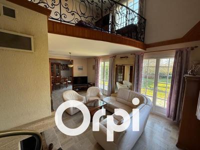 Maison - 170 m² - 7 pièces