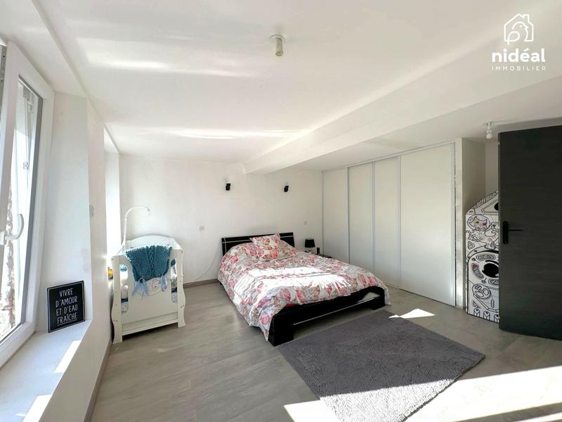 Maison - 148 m² - 6 pièces