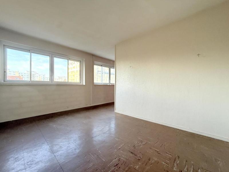 Appartement - 64 m² - 4 pièces