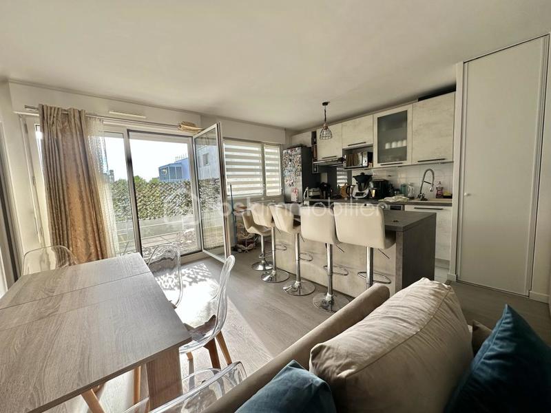 Appartement - 82 m² - 4 pièces