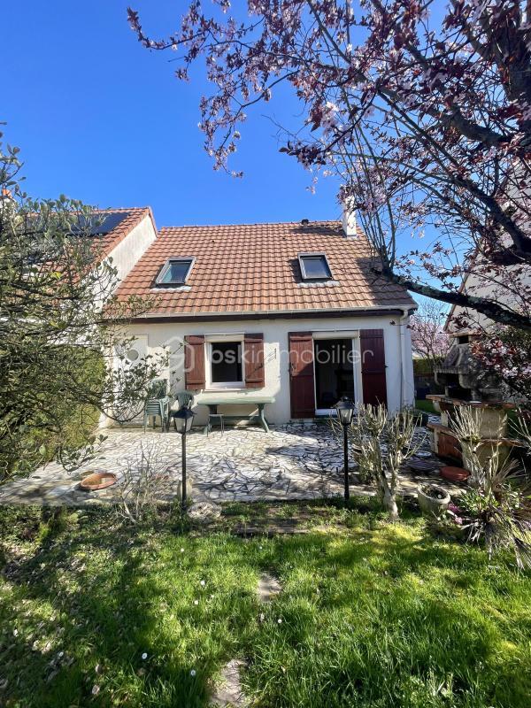 Maison - 75 m² - 4 pièces