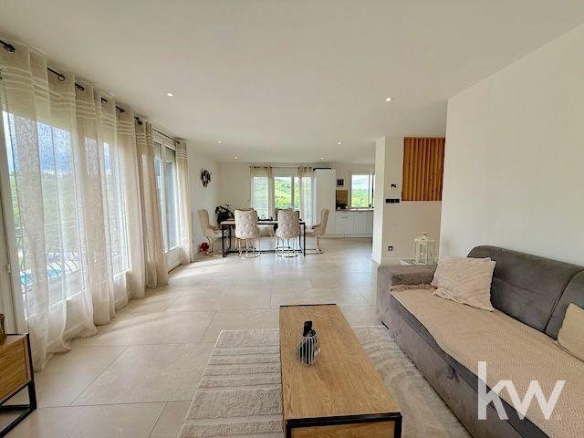 Maison - 135 m² - 7 pièces