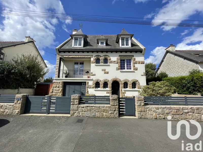 Maison - 142 m² - 7 pièces